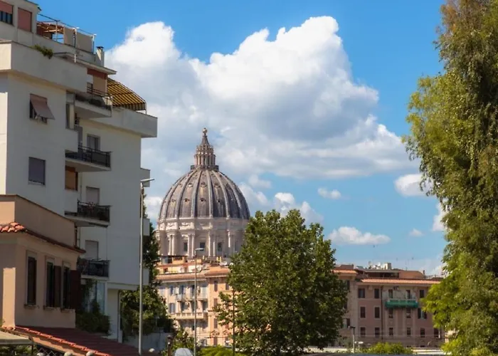 Vatican Terrione 105 Roma